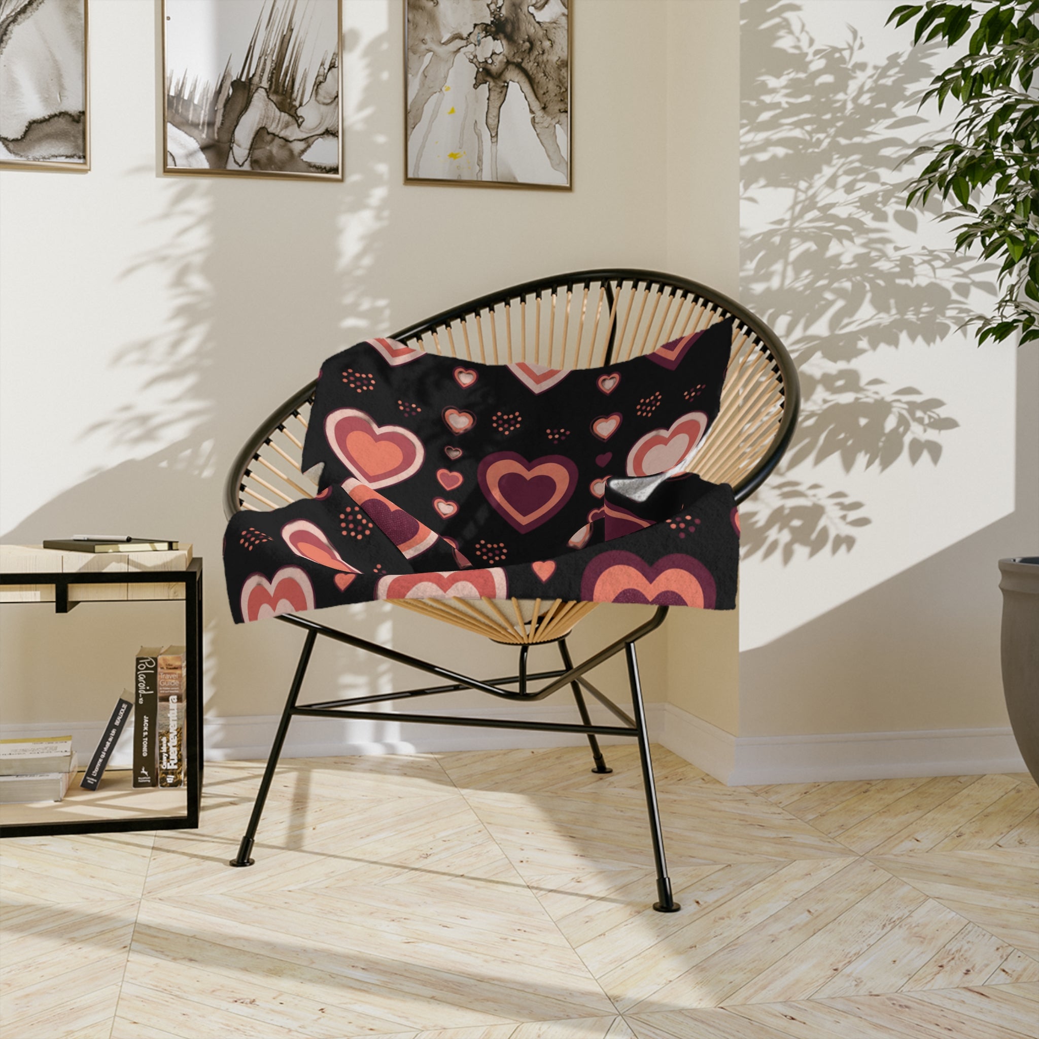 Heart Pattern Velveteen Microfiber Blanket – Cozy Valentine Throw